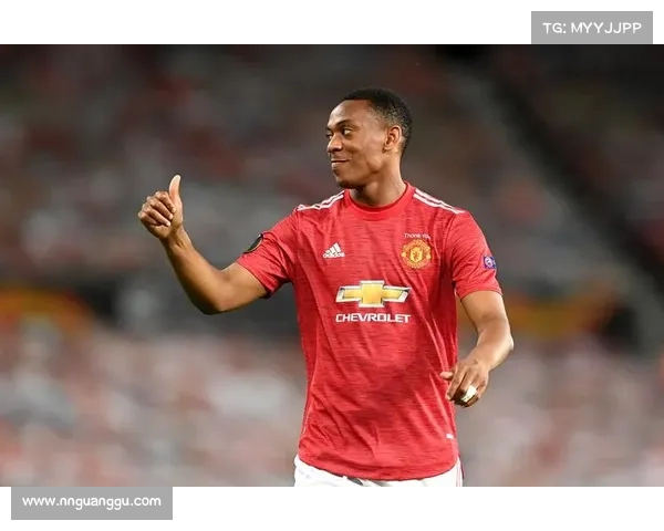 林加德屡遭调侃背后原因揭秘他的球场表现与个人生活到底如何影响形象