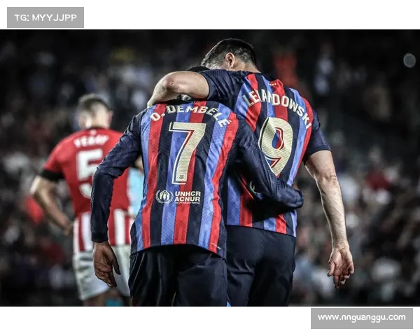 探索莱万多夫斯基射门技巧与力量训练的奥秘与精髓